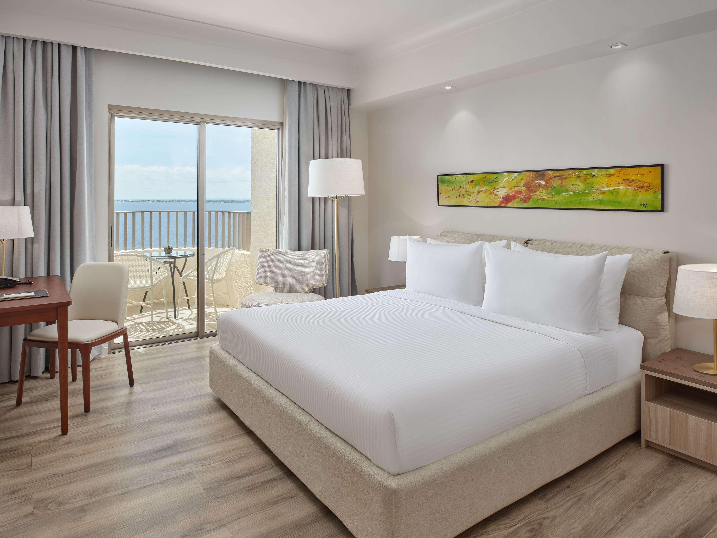 2 Bedrooms, Family Suite, Premier, Ocean Front