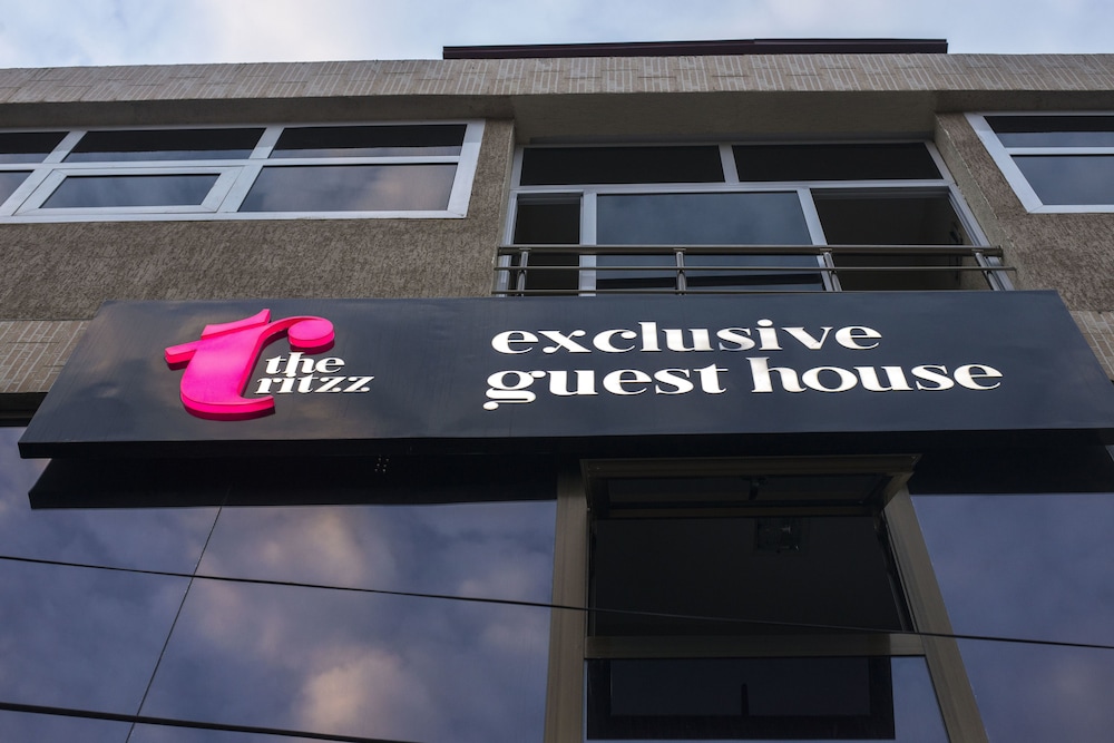 The Ritzz Exclusive Guest House 1/49