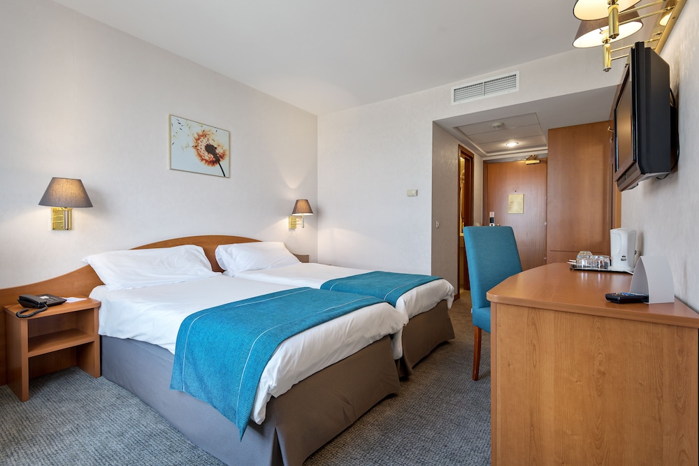 Ramada by Wyndham Bucharest Parc 16/49