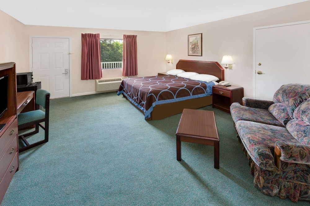 Super 8 By Wyndham Ocean Springs Biloxi 22/43