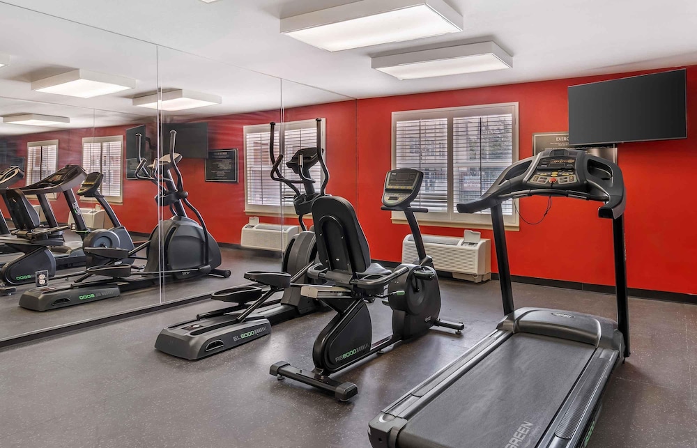 Extended Stay America - Tampa - Airport - N. West Shore Blvd 46/73
