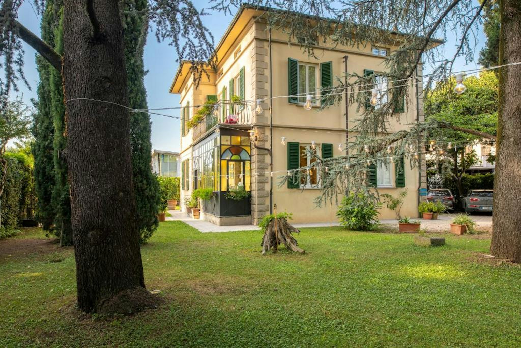 Villa Romantica 43/47