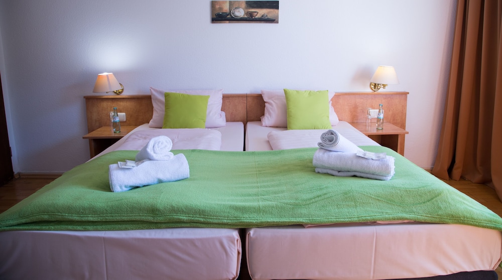 Hotel Eschborner Hof 7/18