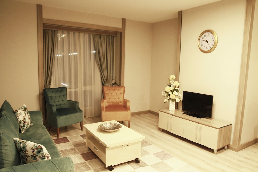 MyHouse N5 Suites 46/69