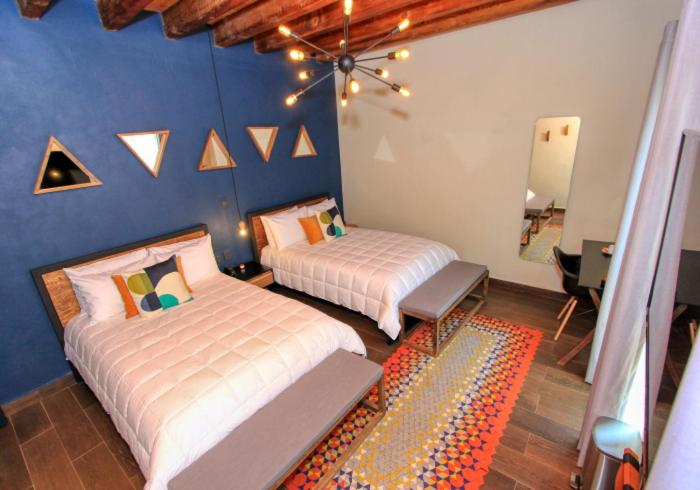 Standard, Twin Beds