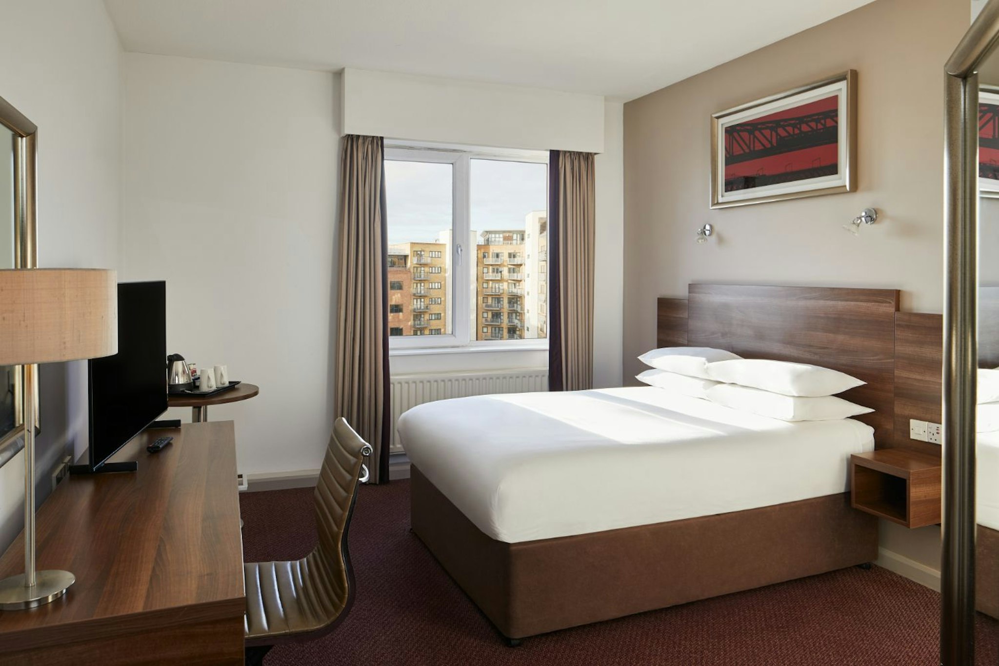 SUPERIOR, KING BED