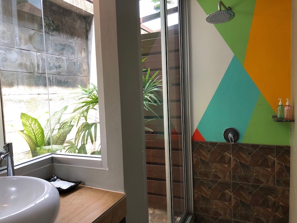 PHU NANA BOUTIQUE HOTEL 49/50