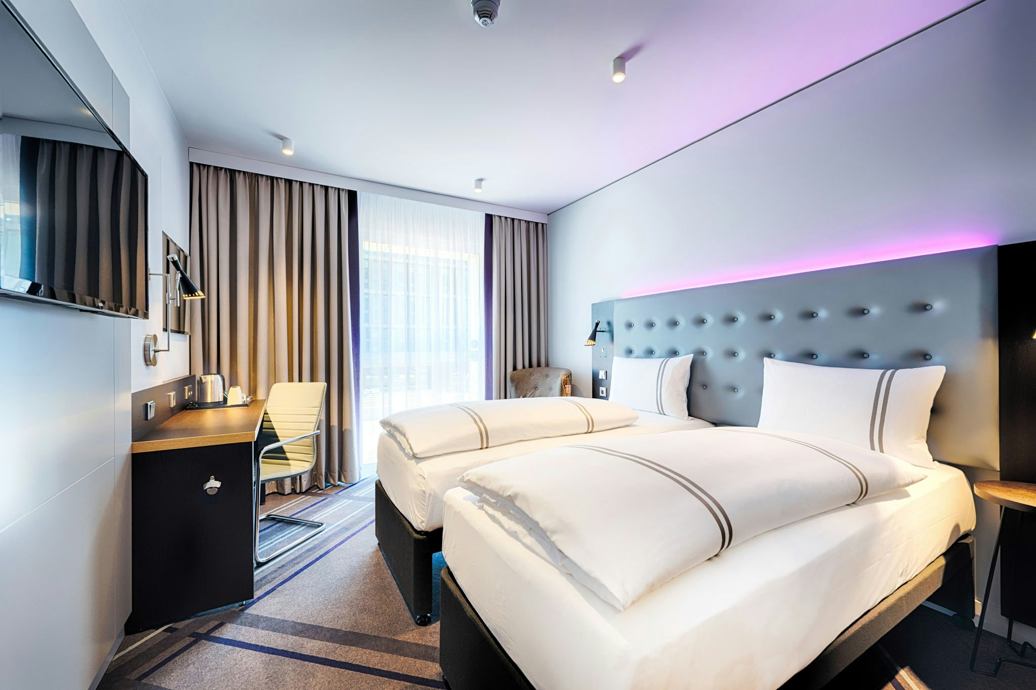 Premier Inn Darmstadt City Centre 20/45