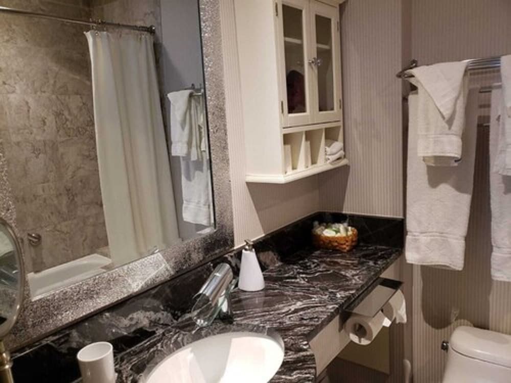 Parc Suites Hotel 43/50