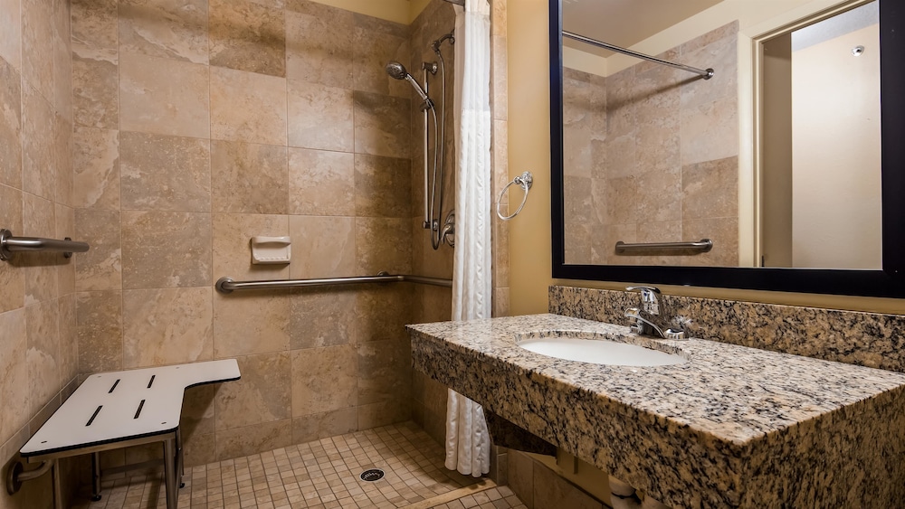 Best Western Fort Lauderdale Airport/Cruise Port 8/26