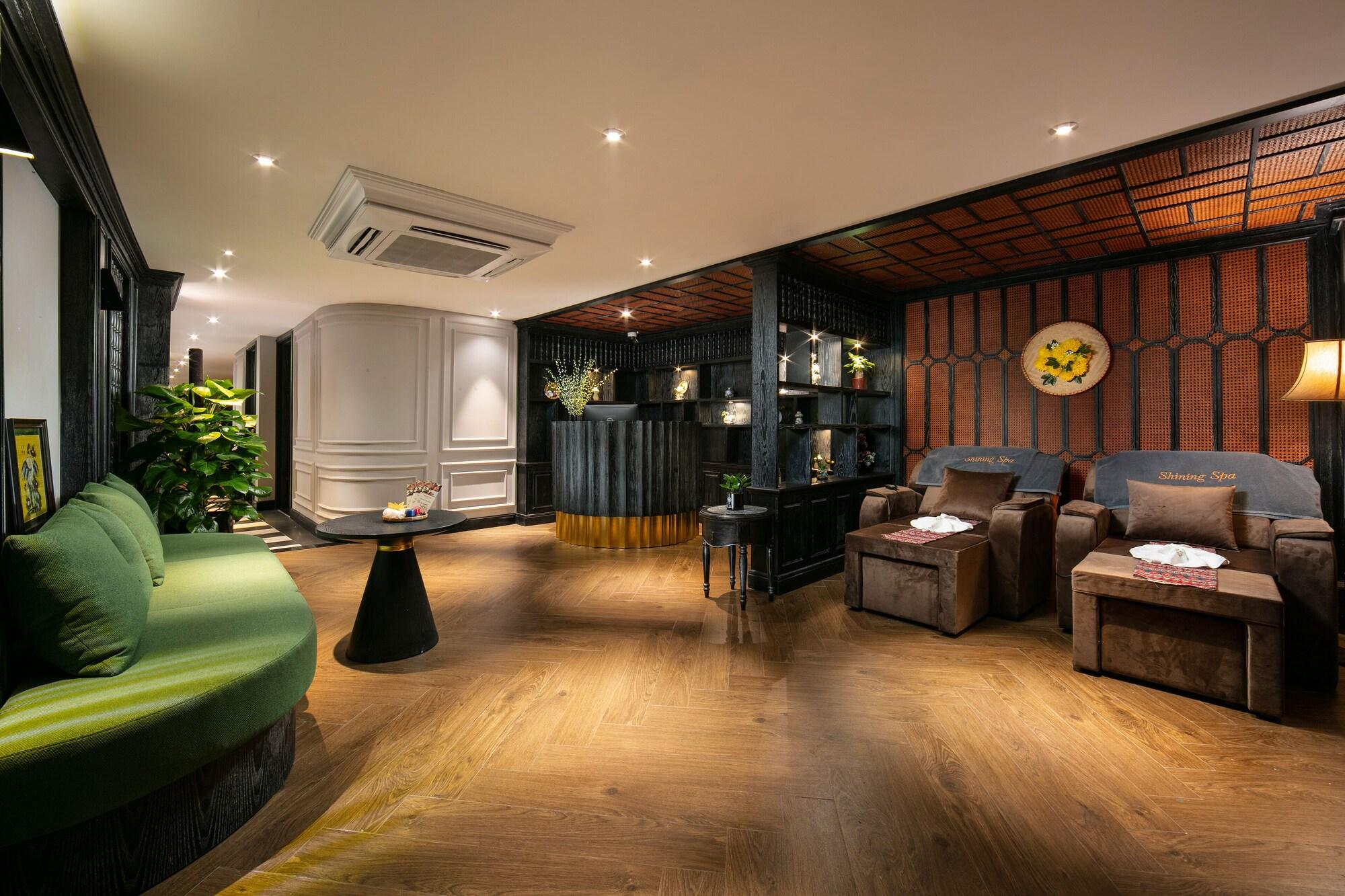 Shining Central Hotel & Spa 21/29