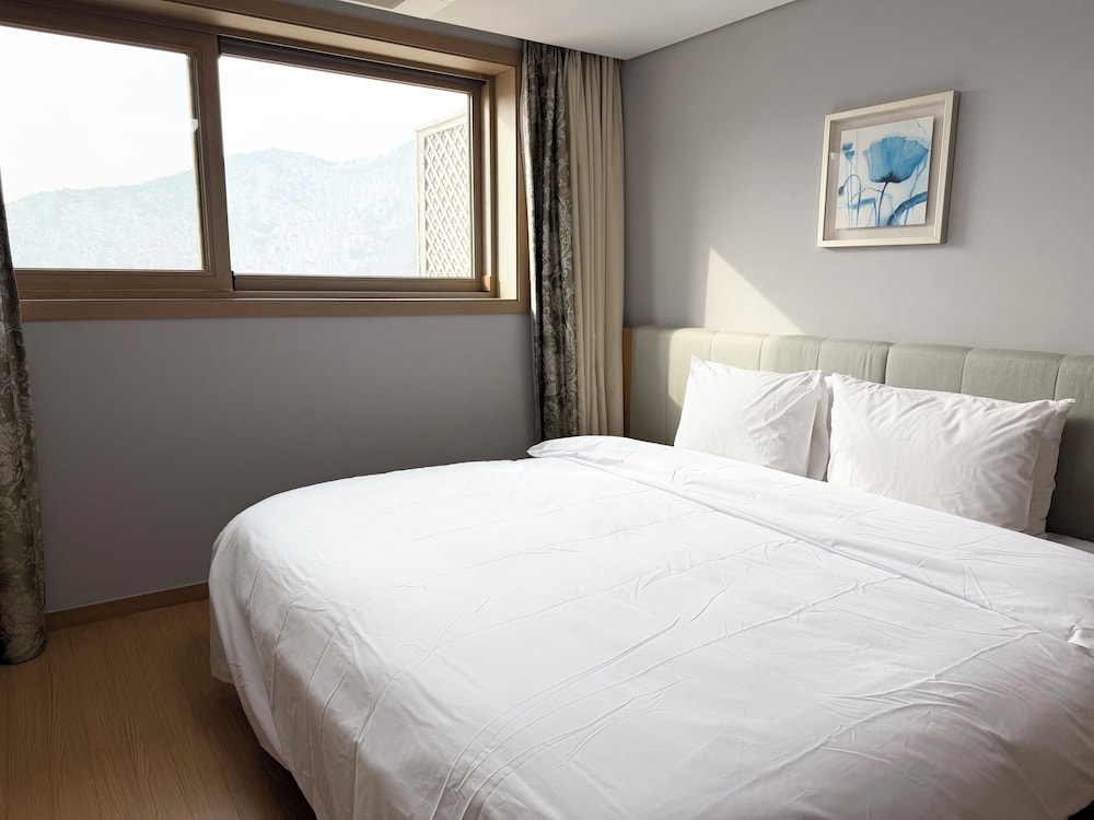 STX Resort Mungyeong 12/50