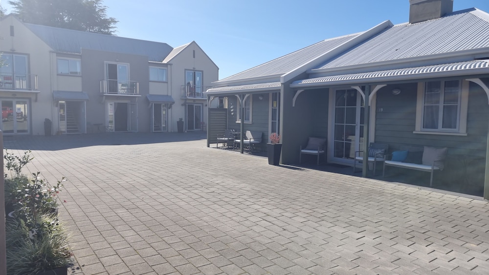 The Mews Oamaru 59/67