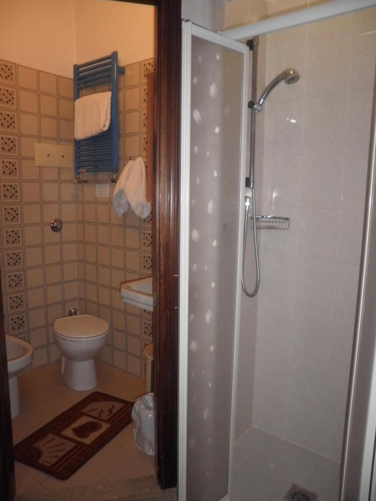 Hotel Touring 20/20