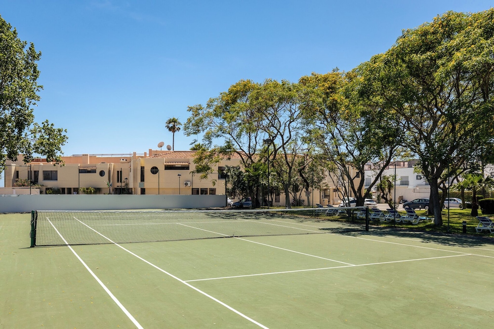 Praia Da Lota Resort Apartments 48/85