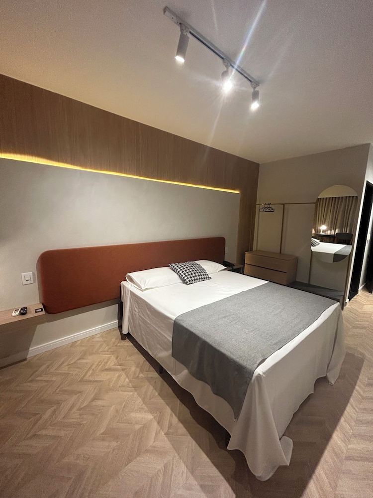 Hotel Parati Minas 20/63