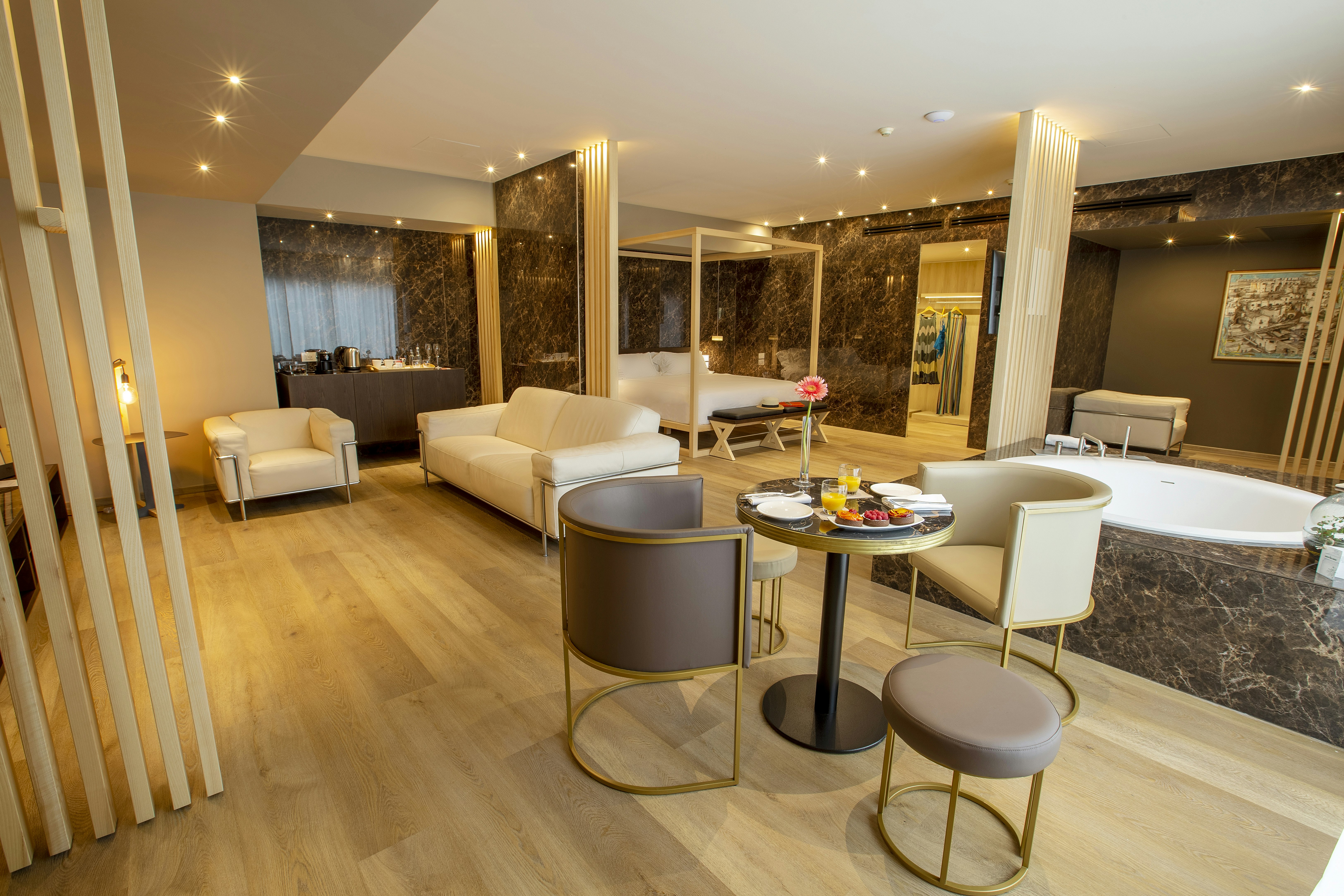 UNA HOTELS MH Matera 28/50