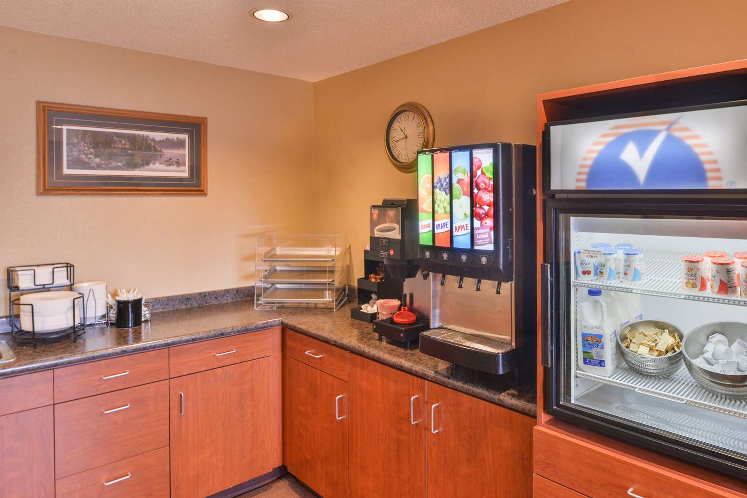Americas Best Value Inn & Suites International Falls 4/23