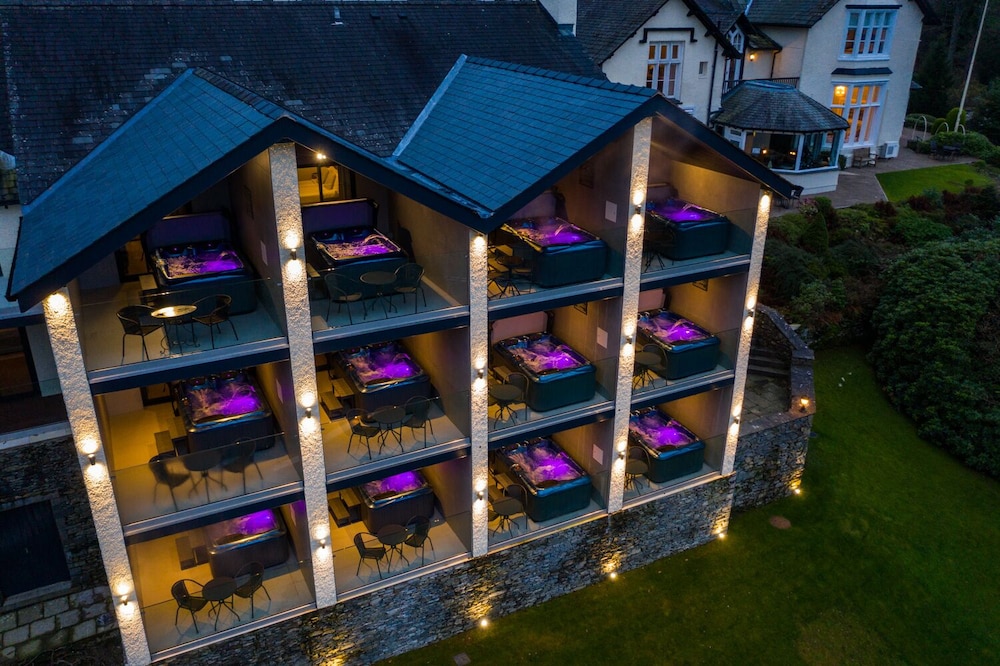 Lakes Hotel and Spa (ex The Burnside Hotel and Spa) 2/84