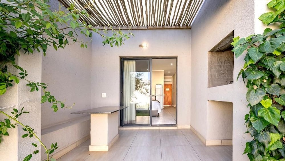 Pofadder Inn by Country Hotels 6/45