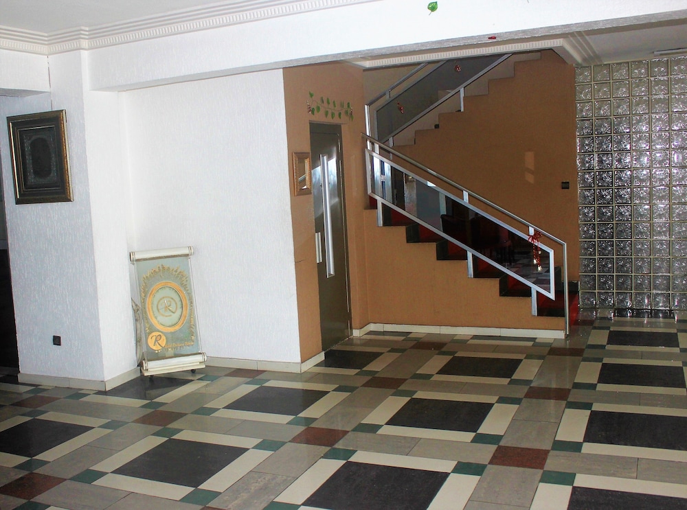 Riviera Hotel Benin 7/42