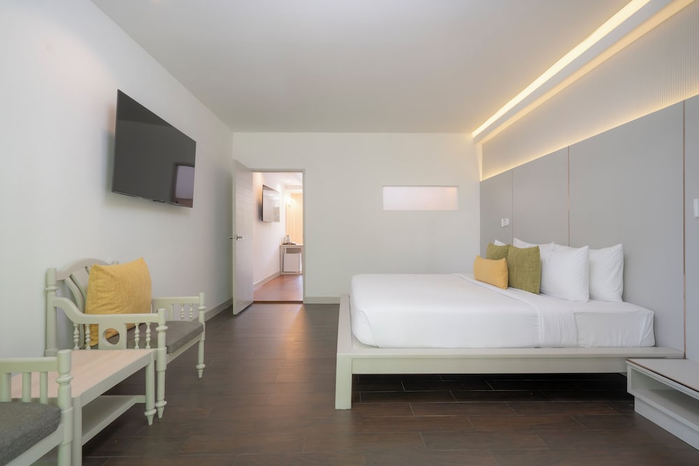 Garden Suite.