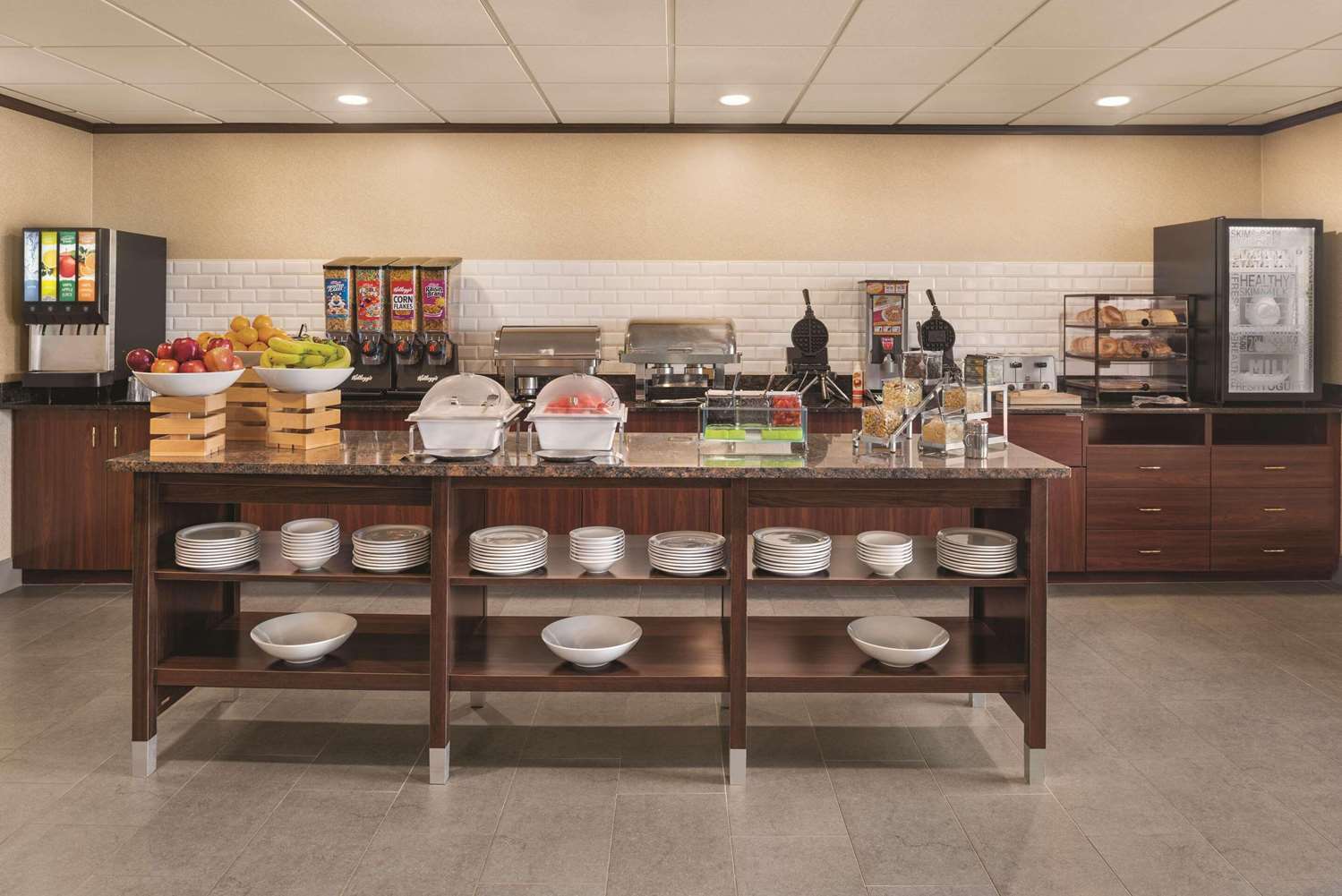 restaurant cafeteria