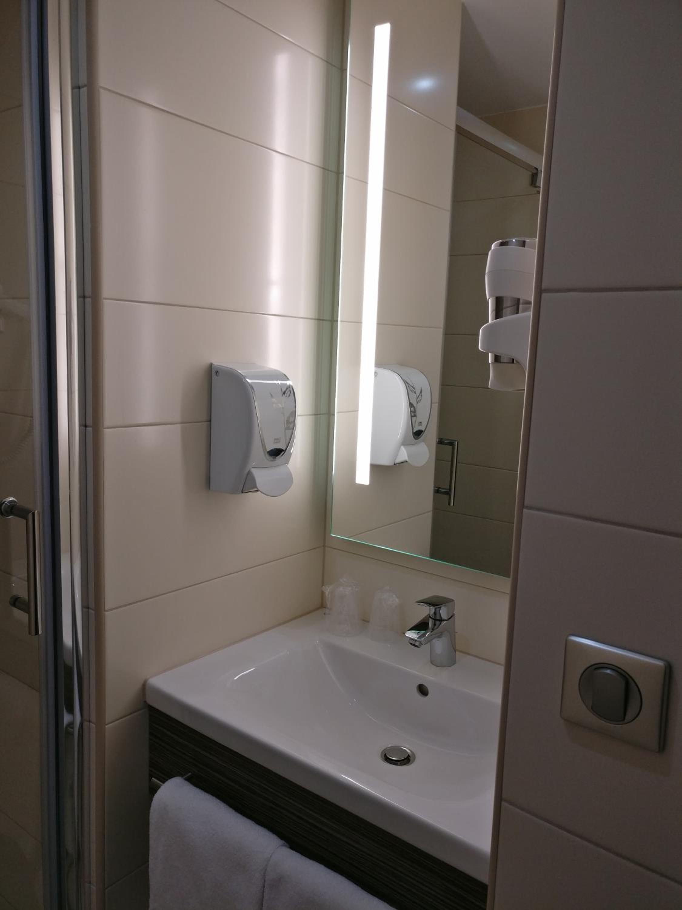 Room, Quintuple, 5 Beds