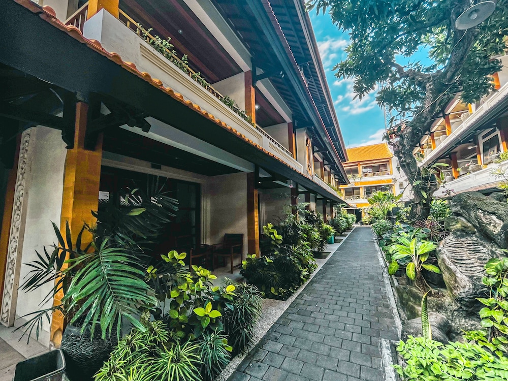Bali Summer Hotel 2/50