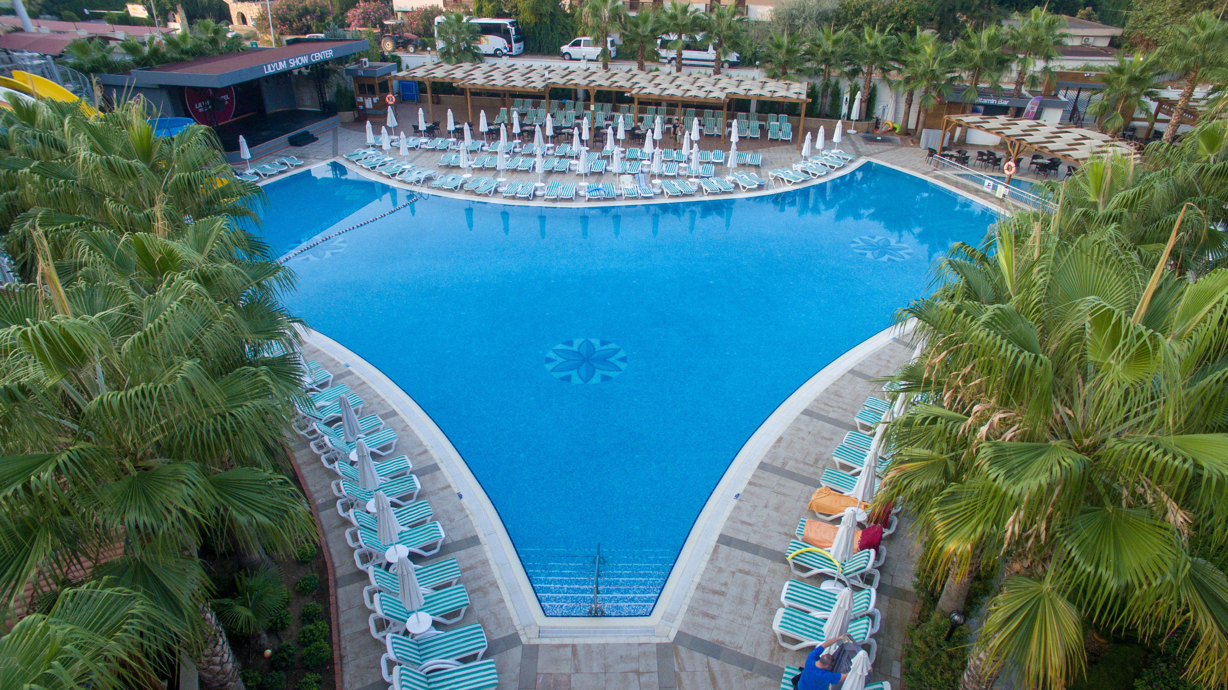 Lilyum Hotel 47/49