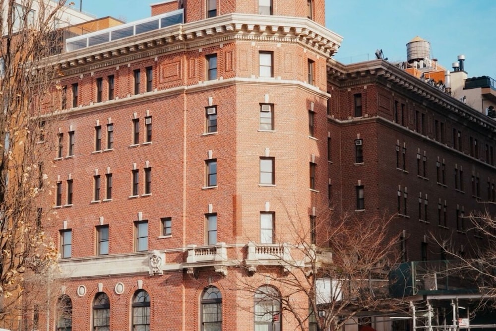 The Jane Hotel 5/51