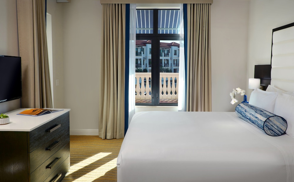 Naples Bay Resort 23/72
