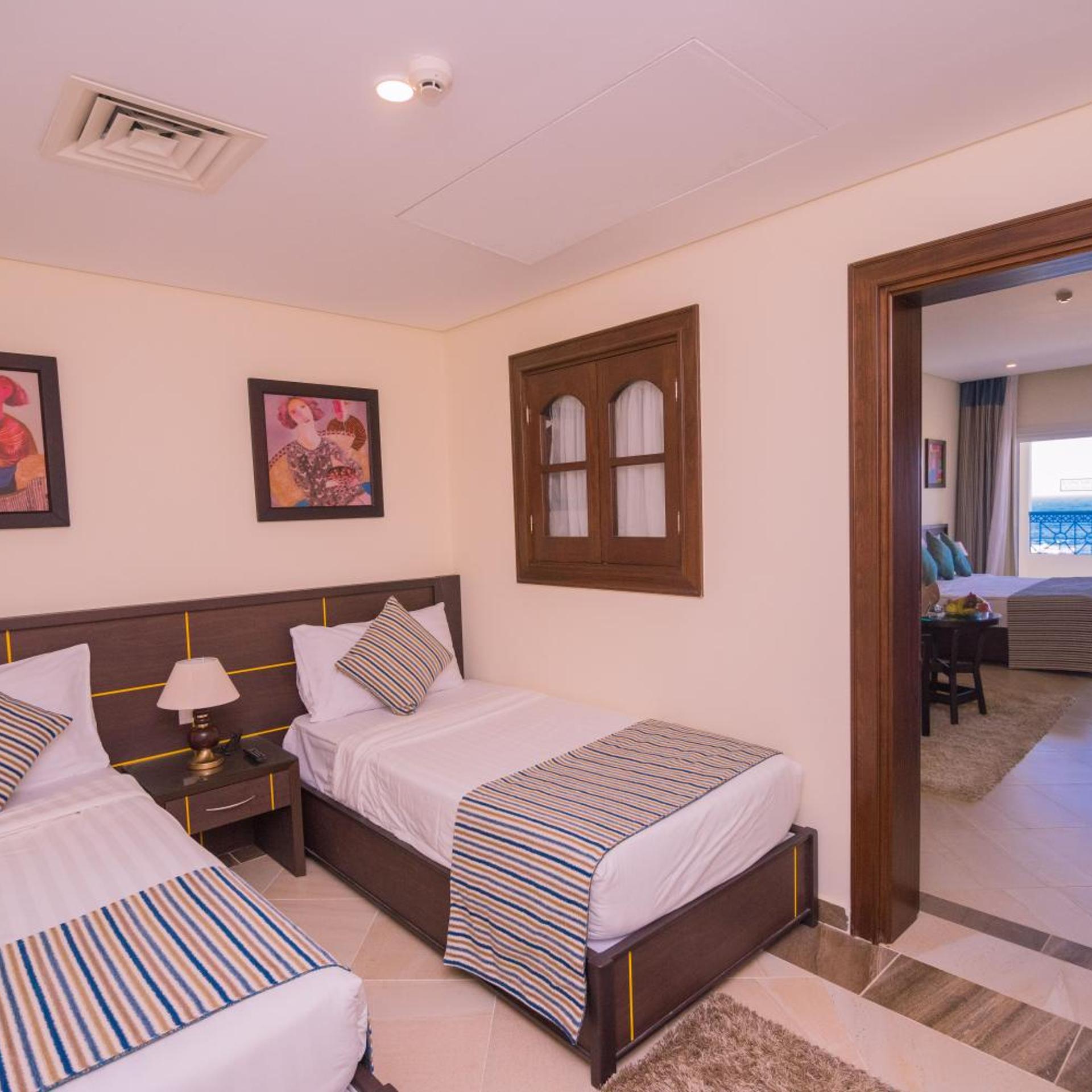 Deluxe, Family, Beach Front
