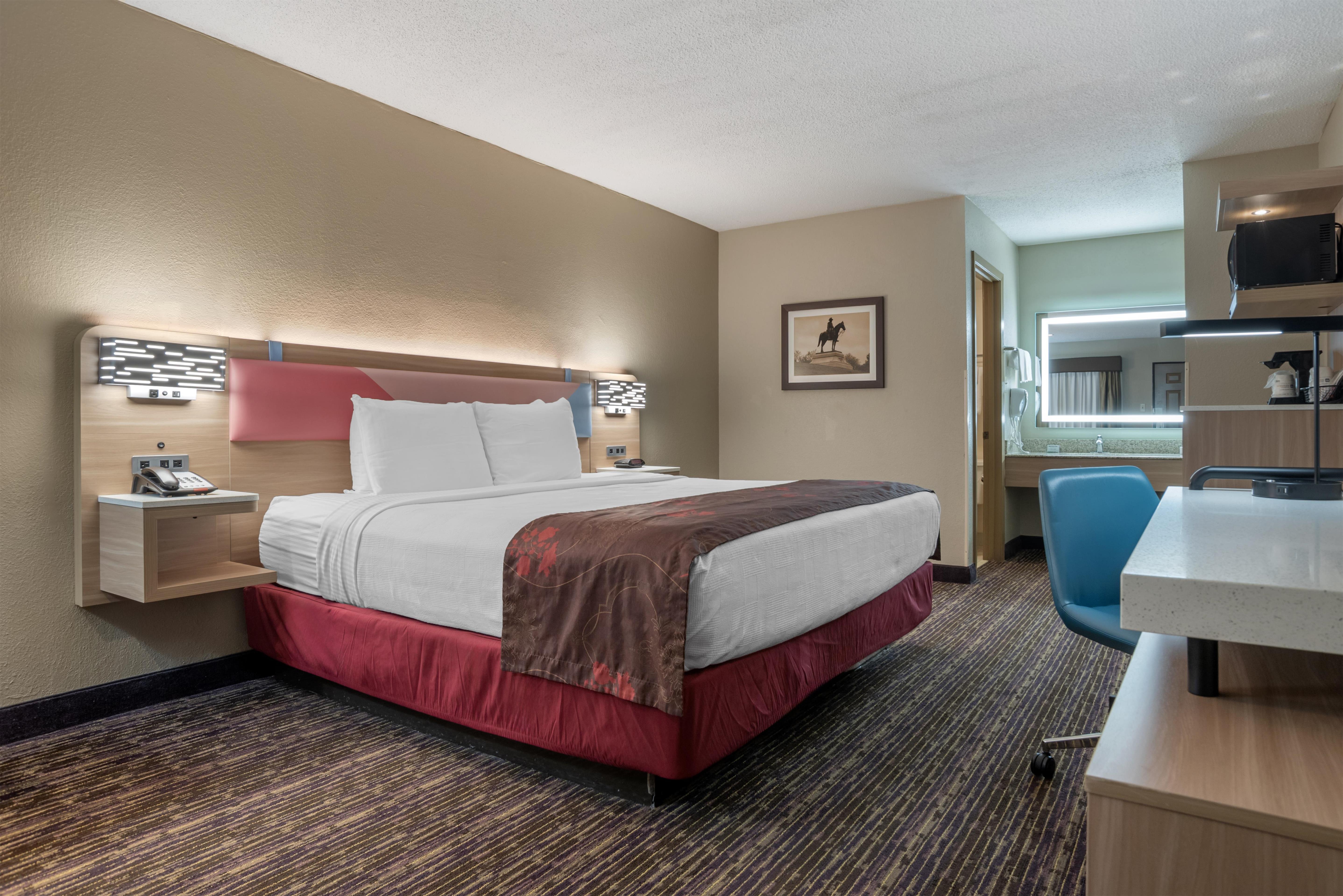 غرفة بسرير كينج للمدخنين، Best Western Vicksburg 5/8