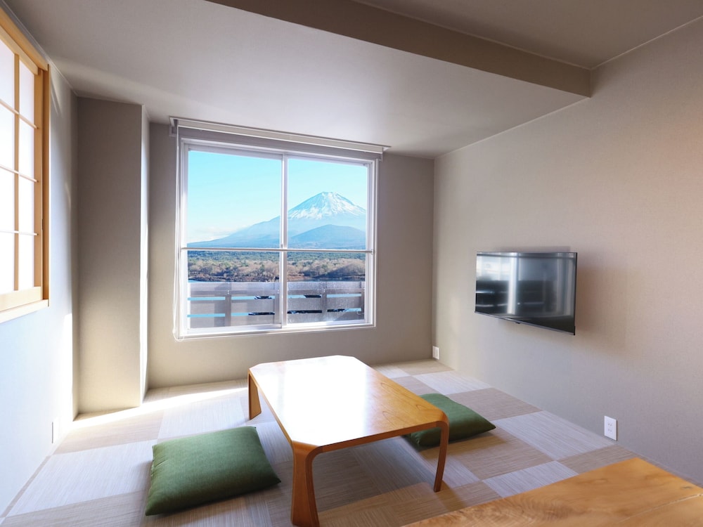 Shoji Mount Hotel 32/49