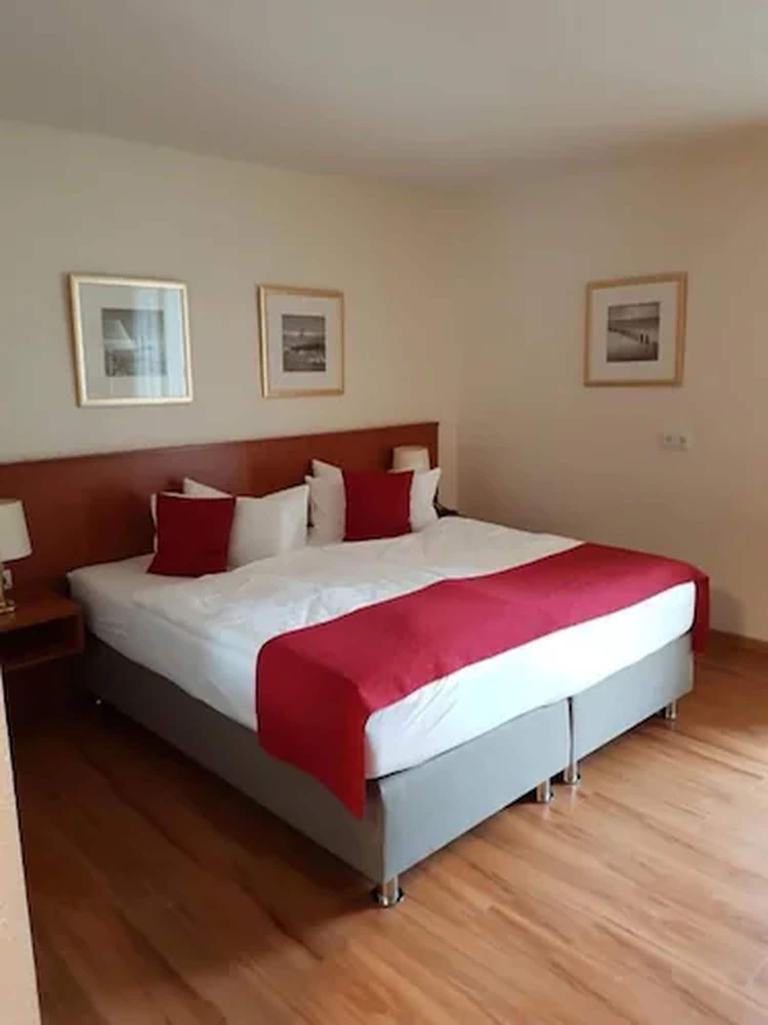 1 Bedroom, Penthouse Suite, Apartment, Double Bed, Annex