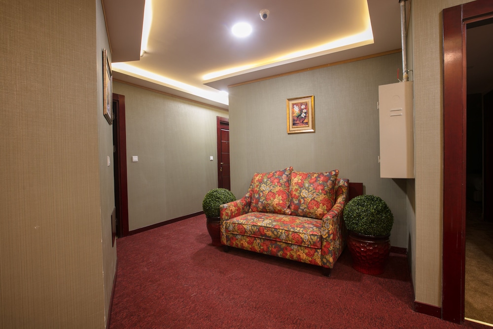 Strand Hotel Jordan 45/59
