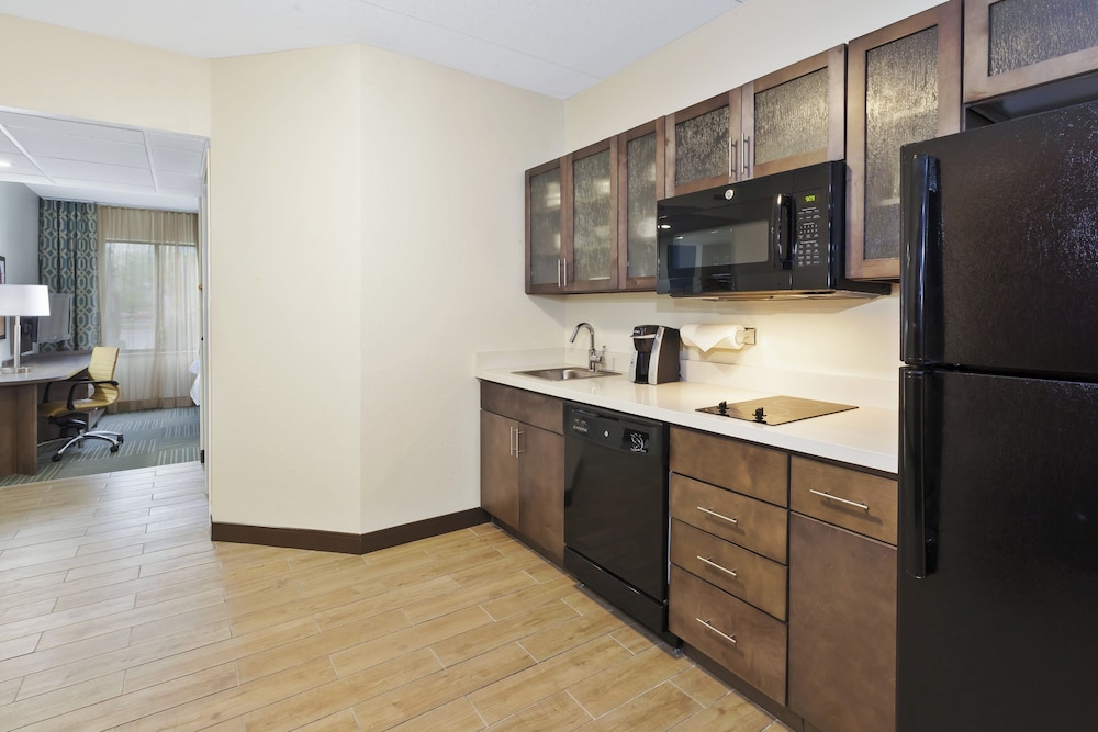 Candlewood Suites Grand Rapids Airport, an IHG Hotel 53/53