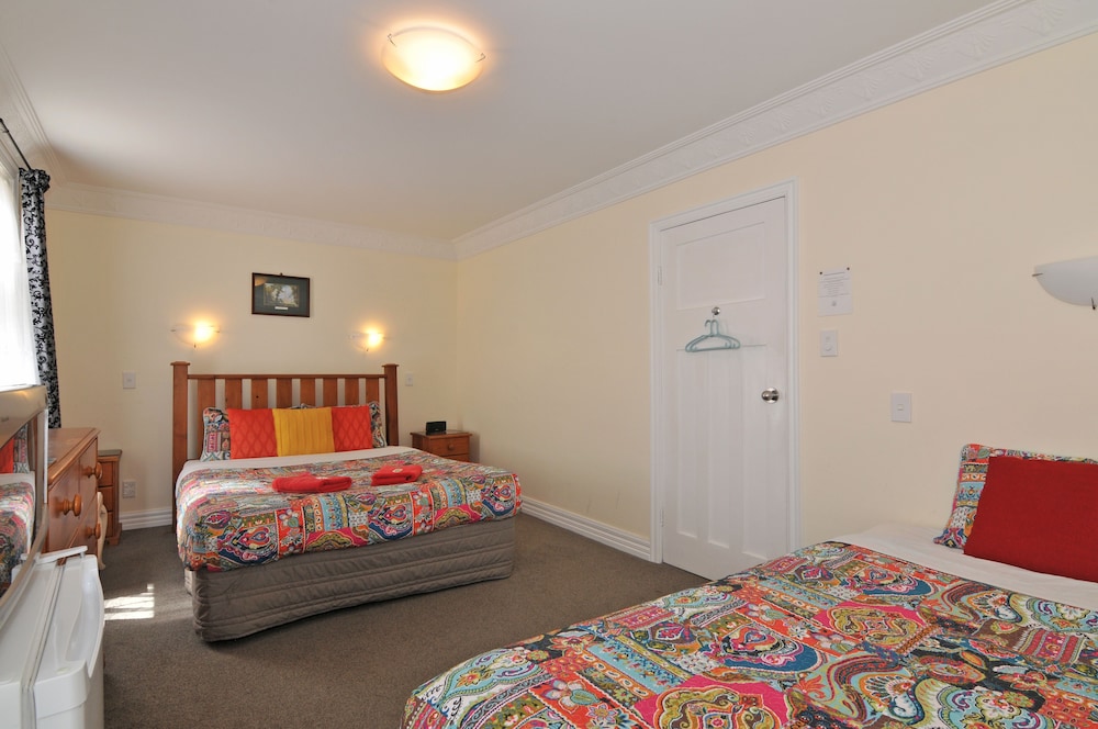 Richmond Guest House Bed & Breakfast 19/45