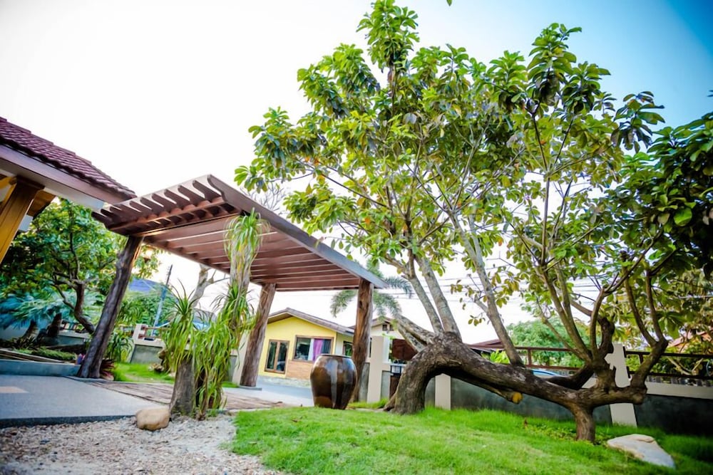 Tree Home Plus Home Stay 46/50