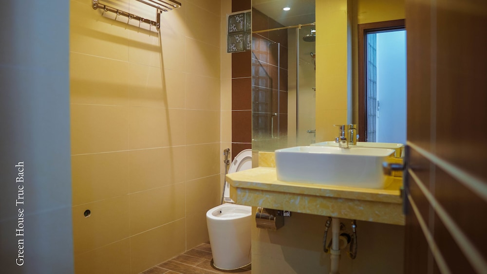 Green House Service Apartment 39/46