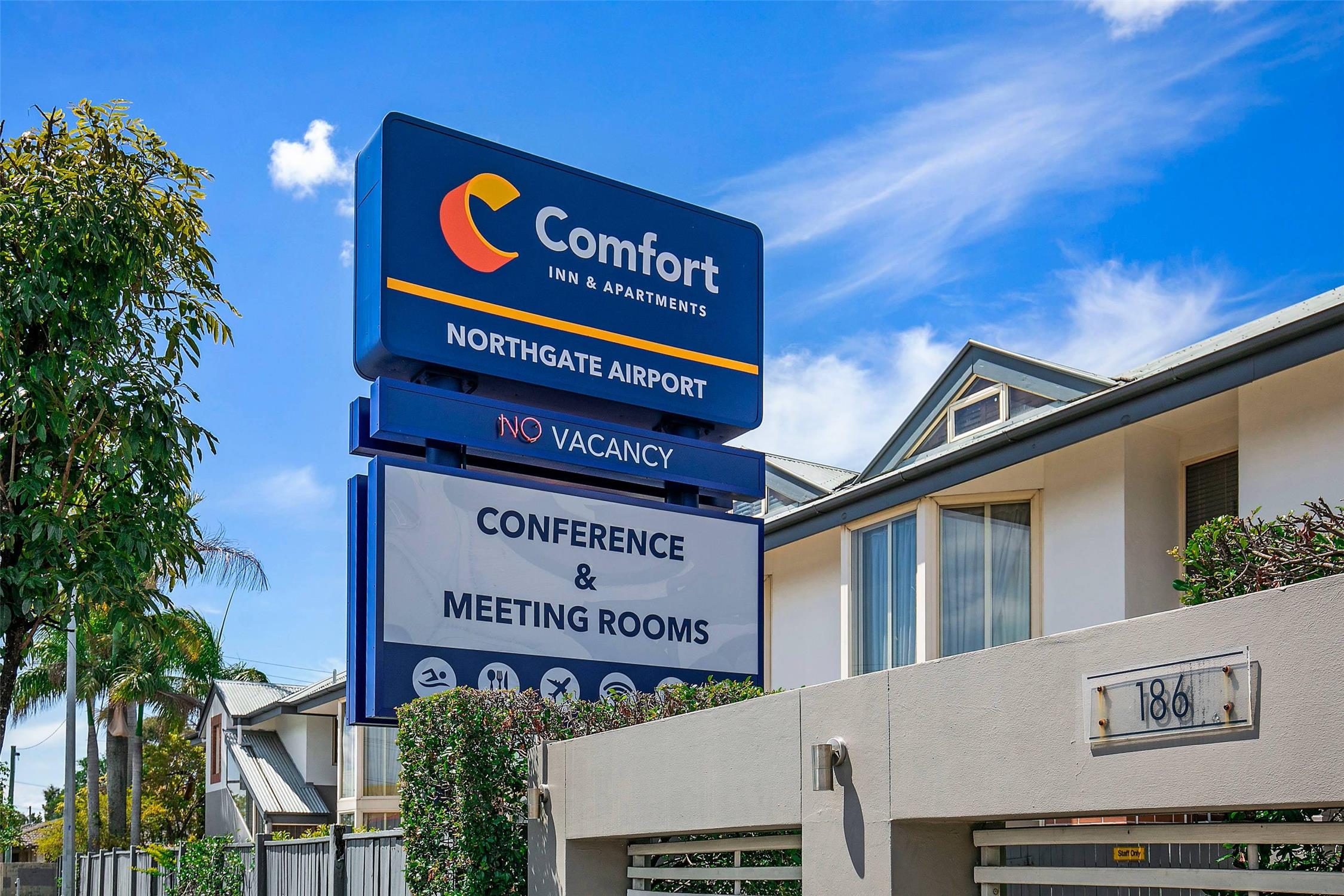 Comfort Inn & Apartments Northgate Airport 4/18