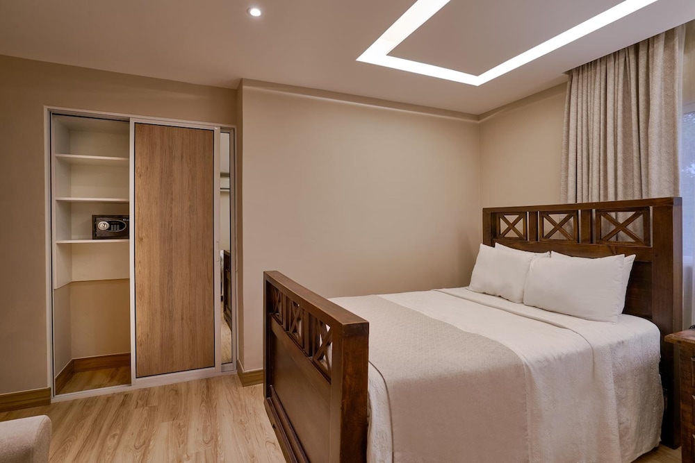 Hotel Riazor 6/23