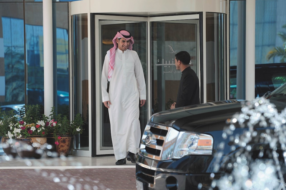موفنبيك القصيم(Movenpick Qassim) 6/66