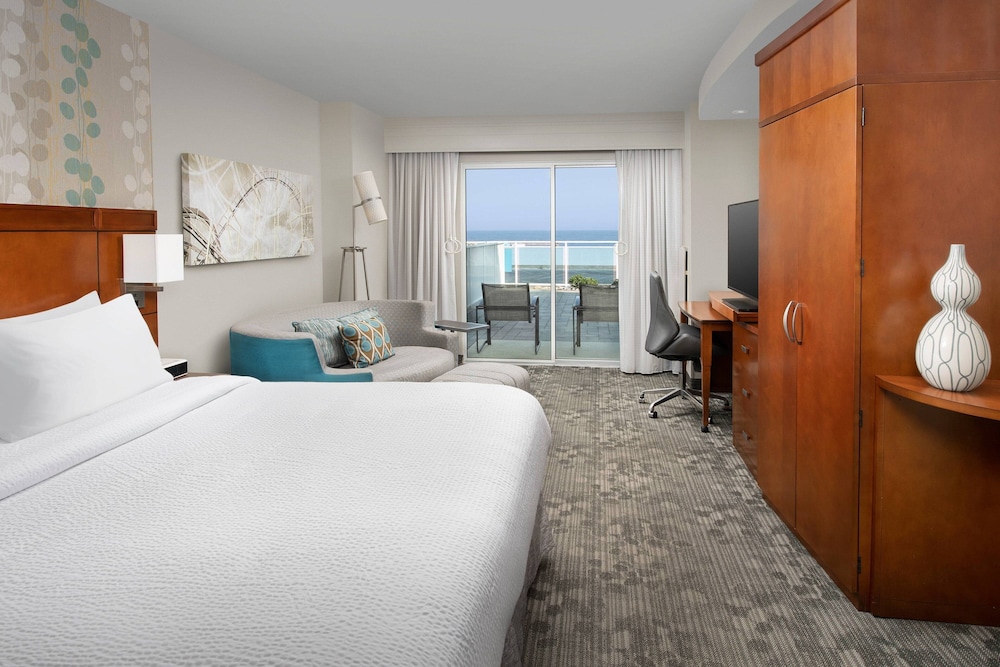 Courtyard Ocean City Oceanfront 11/25