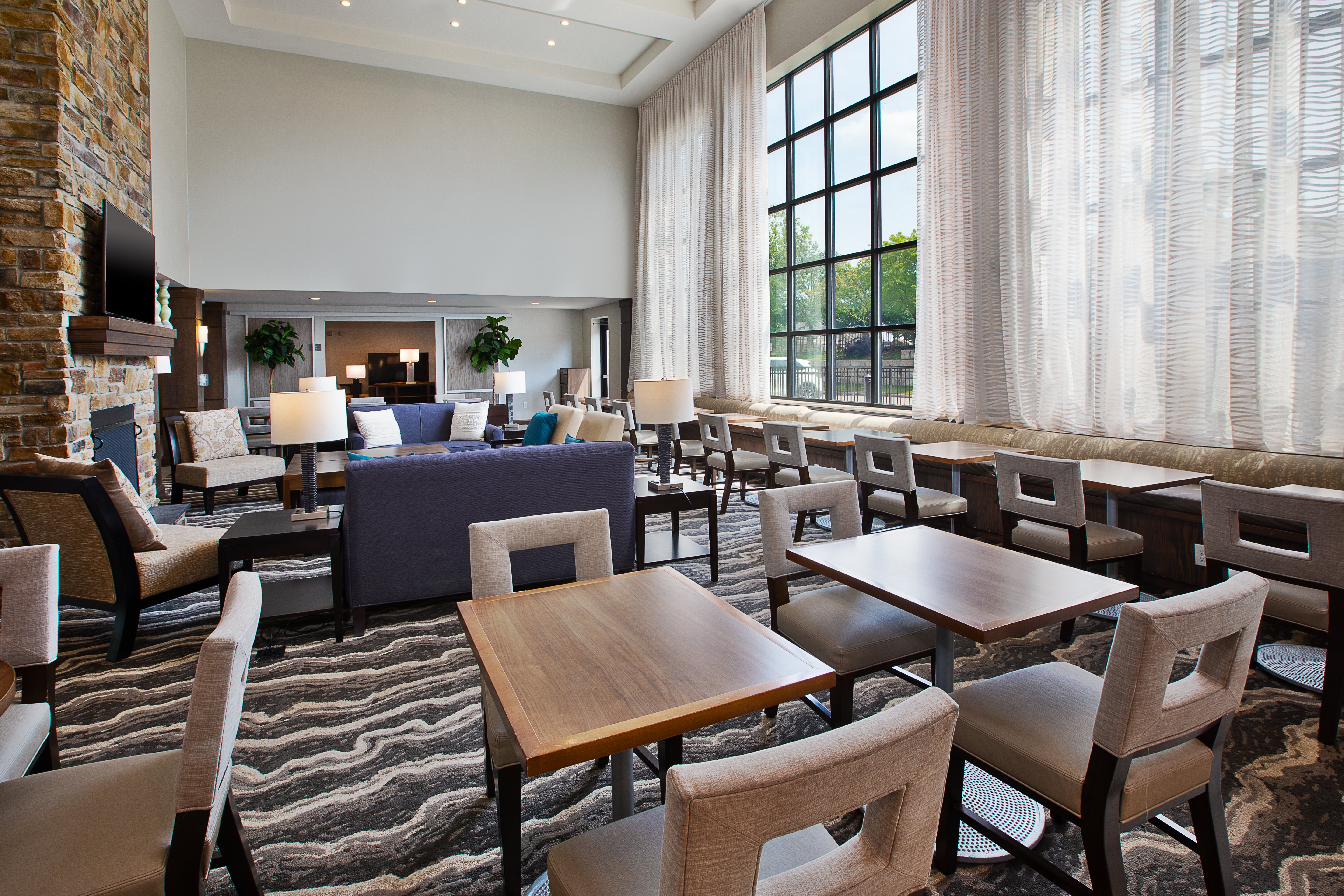 Staybridge Suites Auburn Hills 34/43