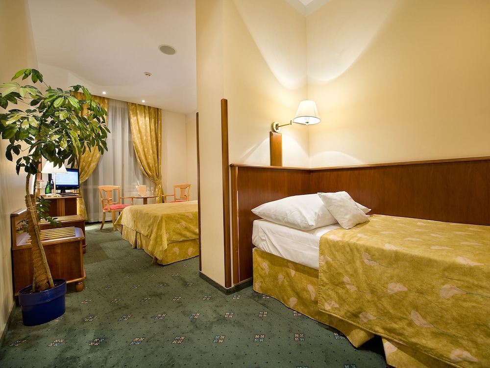 Ea Hotel Rokoko 18/49