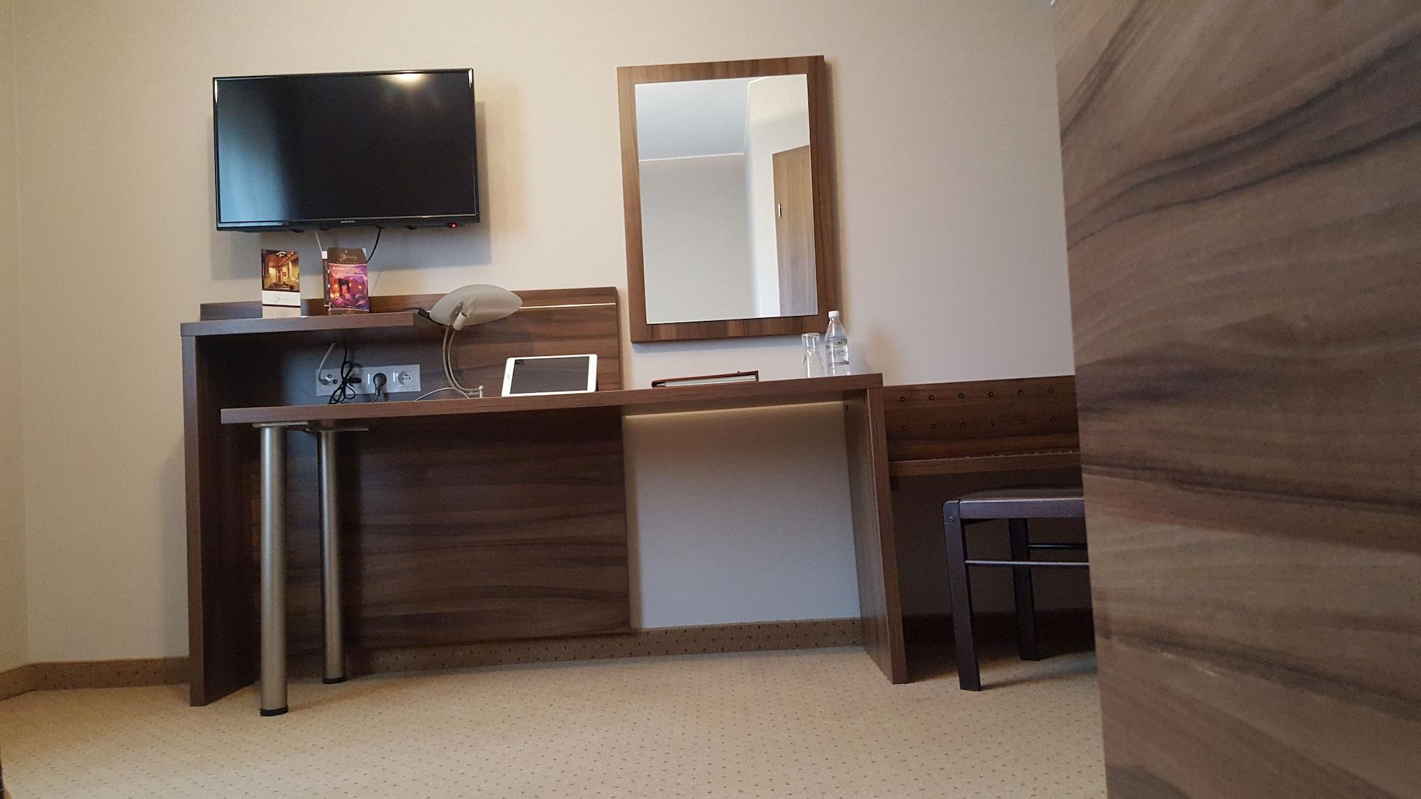 Trzy Swiaty Hotel Restauracia Spa & Wellness 44/50