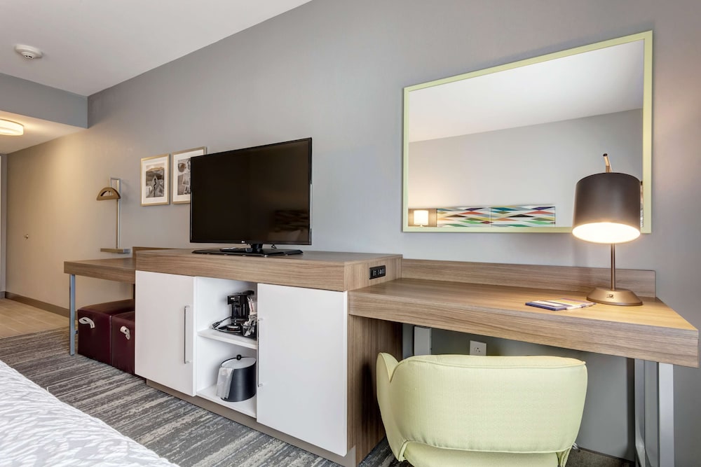Hampton Inn St. Louis Wentzville MO 35/57
