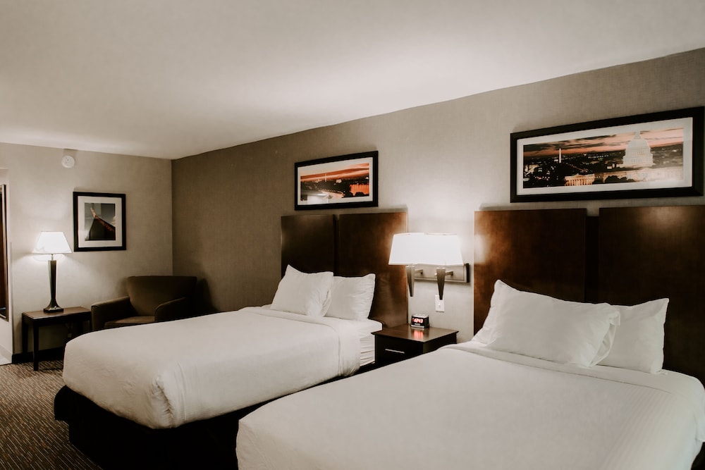 Wingate by Wyndham Chantilly / Dulles Airport 9/48